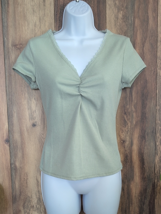 Vibe Sportswear Tops - Vibe Sportswear Ribbed V-Neck Fitted Short Sleeve Top M T191